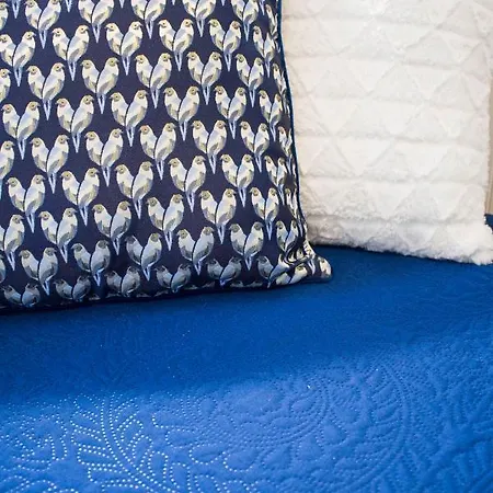 White Orchid * פולה