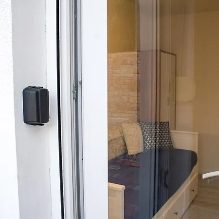 White Orchid * פולה