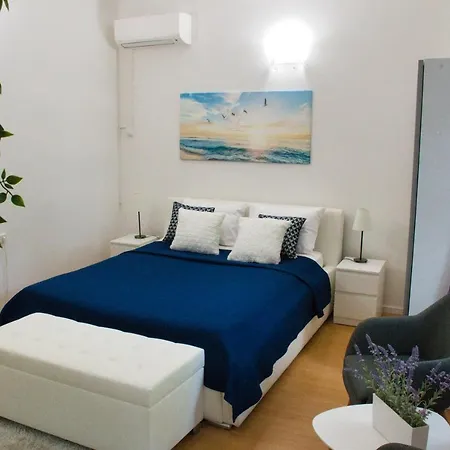 White Orchid פולה